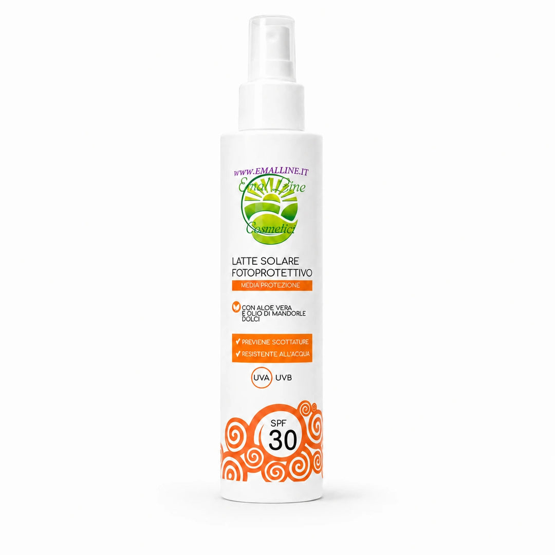 EmalLine Latte Solare Fotoprotettivo SPF 30 media protezione con aloe vera e olio di mandorle dolci