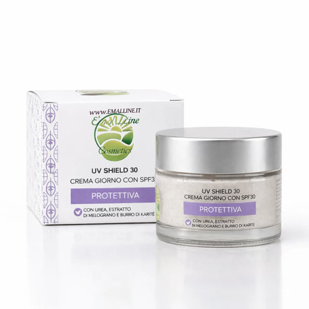 Confezione e barattolo di UV Shield 30 Crema Giorno Protettiva con SPF30 su sfondo bianco pulito professionale.
